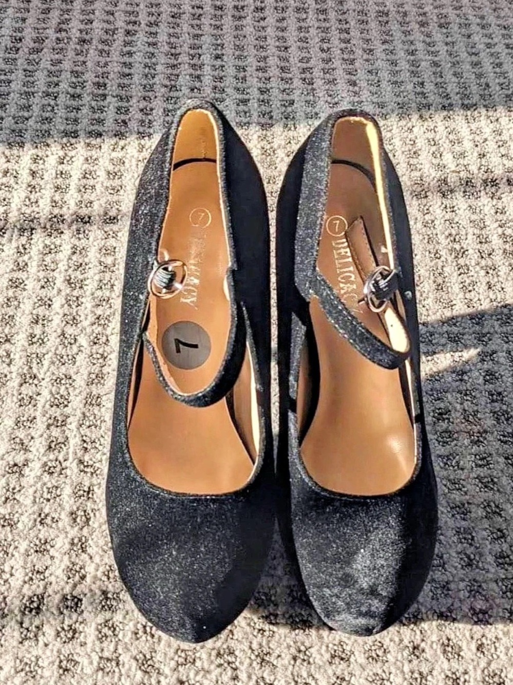 Life Stride Black Slingback Heels Size 7